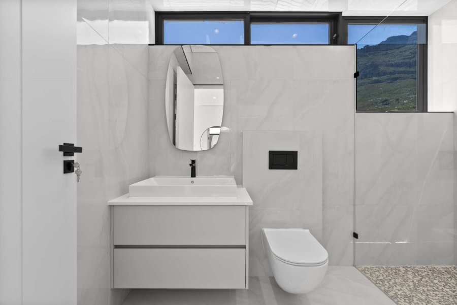 5 Bedroom Property for Sale in Camps Bay Western Cape